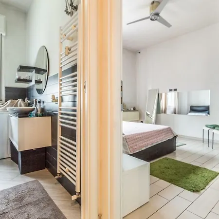 Bigari, By Short Holidays Apartment *
