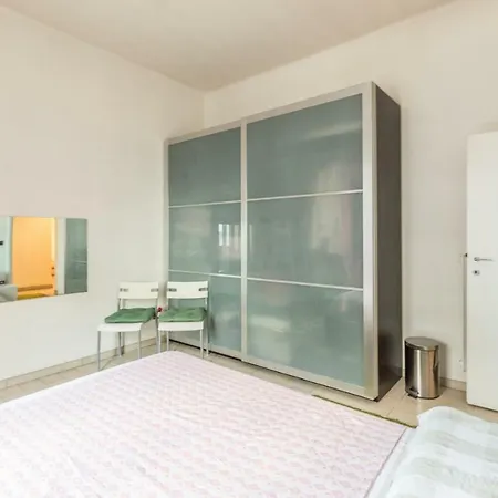 Bigari, By Short Holidays Apartment